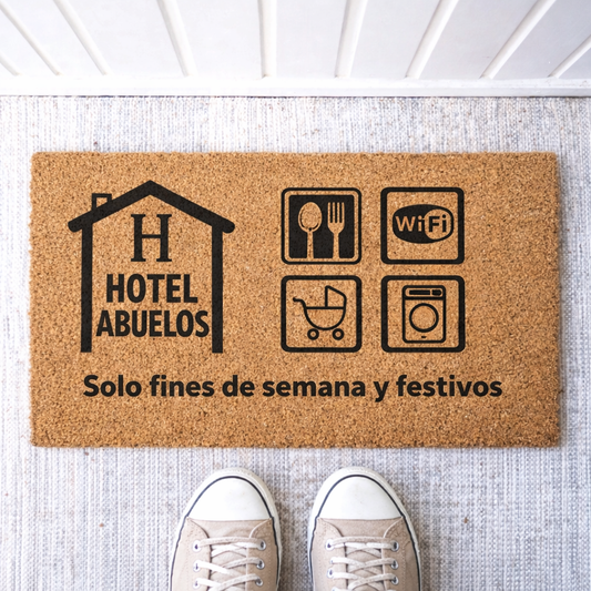 Felpudo Personalizado "Hotel abuelos" personalizado con nombre